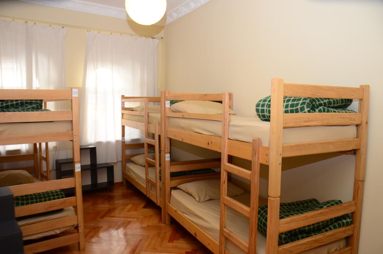 Hostel Batumi Globus Екстер'єр фото