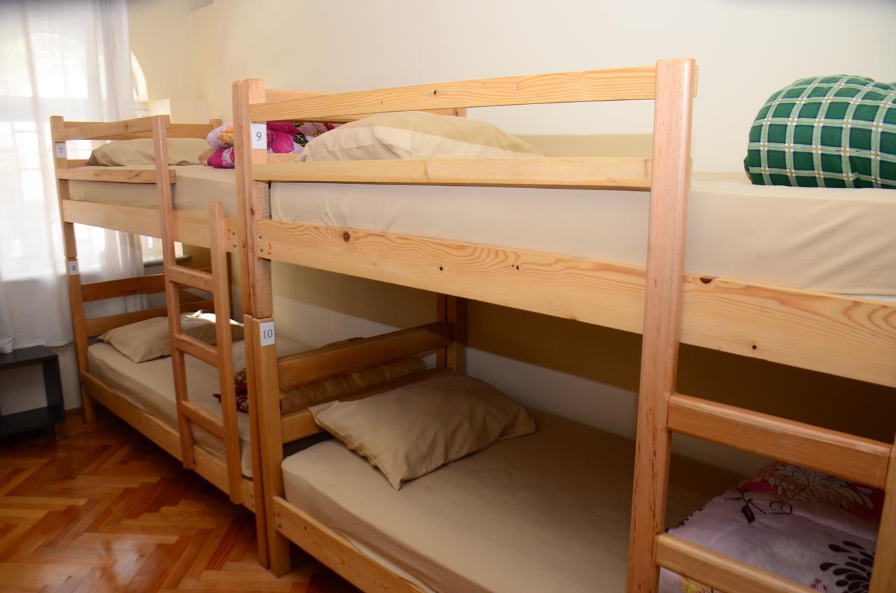 Hostel Batumi Globus Екстер'єр фото