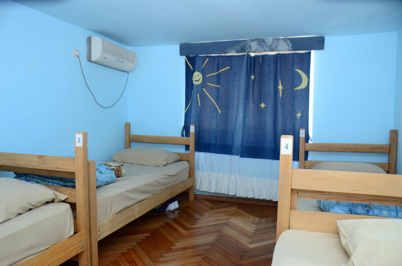 Hostel Batumi Globus Екстер'єр фото
