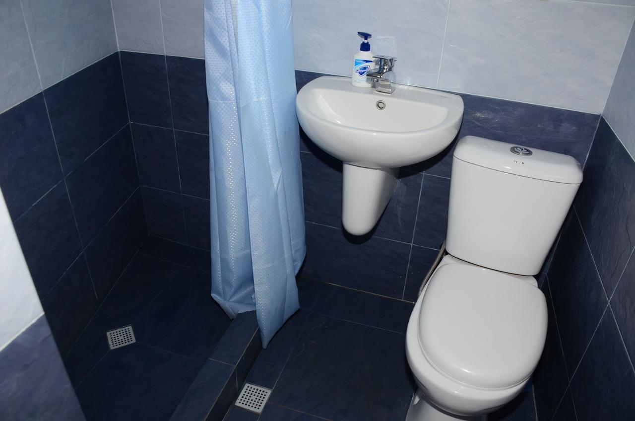 Hostel Batumi Globus Екстер'єр фото