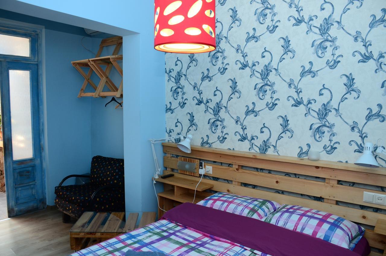 Hostel Batumi Globus Екстер'єр фото